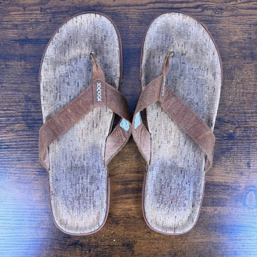 UGG Bennison II Leather Flip Flop Sandals Mens 15 Brown Cork Footbed 1015366